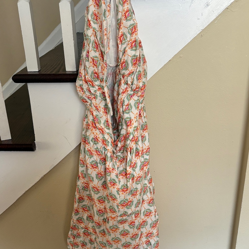 Brand new!! Gorgeous Floral Halter Dress - Picture 4 of 4